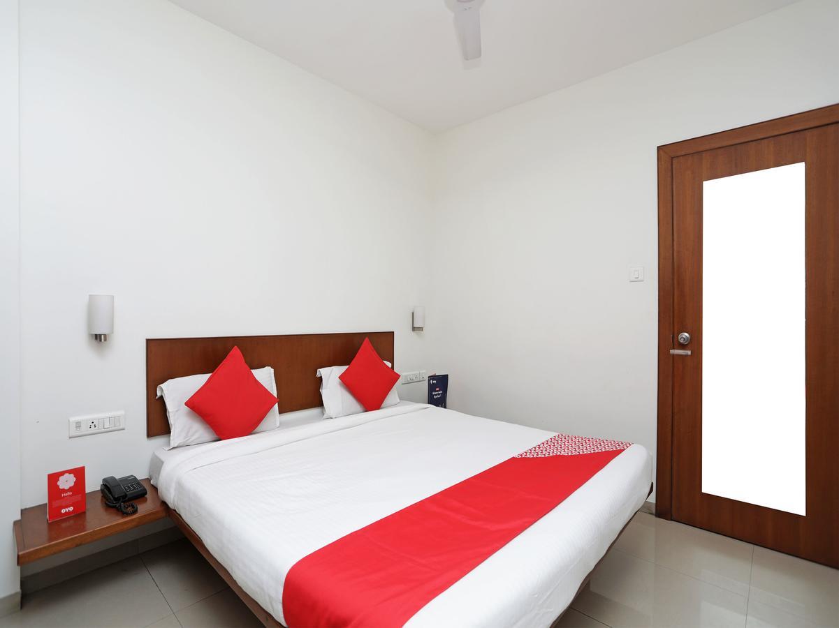 Oyo 1194 Hotel Gulmohr Pune Exterior photo