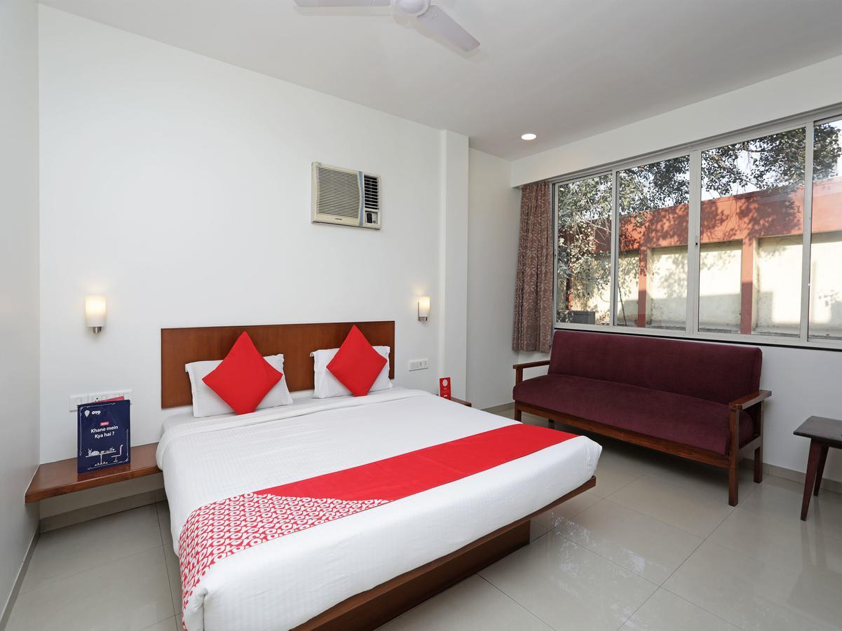 Oyo 1194 Hotel Gulmohr Pune Exterior photo