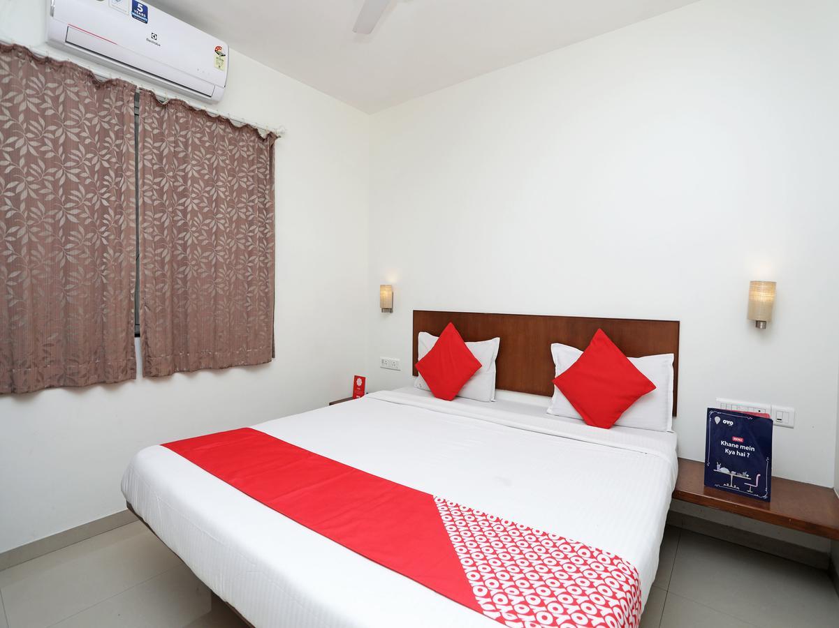 Oyo 1194 Hotel Gulmohr Pune Exterior photo